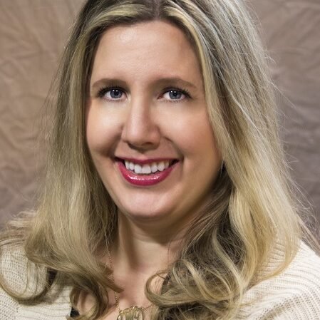 Debra Dudek Headshot